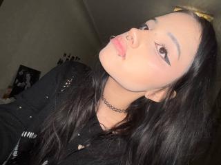 LaineNewmon Anal Livecam - Photo 7/11