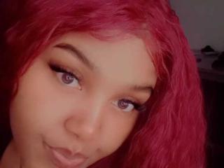 Watch  CherryeBonyQueen live on XLoveCam