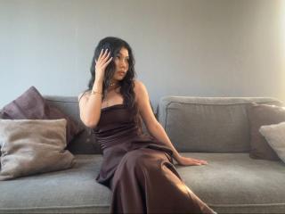 AmeliyaAyrton Webcam Porno Live - Photo 13/21