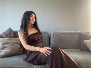 AmeliyaAyrton Webcam Porno Live - Photo 10/21