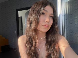 AmeliyaAyrton Webcam Porno Live - Photo 9/21