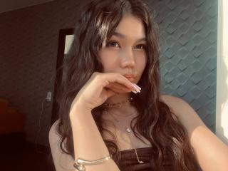 AmeliyaAyrton Webcam Porno Live - Photo 8/21