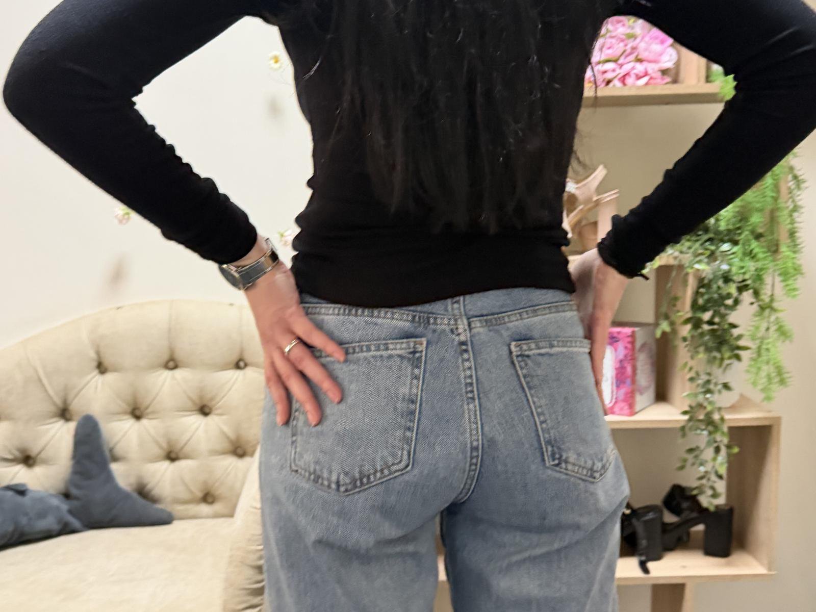 webcam model Avellia from XloveCam webcam model Avellia from XloveCam