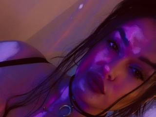 LauraSinnerX Image Gallery