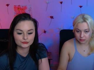 Watch CourtneyAria Live on XLoveCam