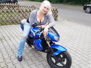 Watch  Ginger-Babe-hot live on XLoveCam