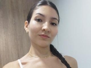 LucianaBetancour Anal en Webcam Live - Photo 15/21
