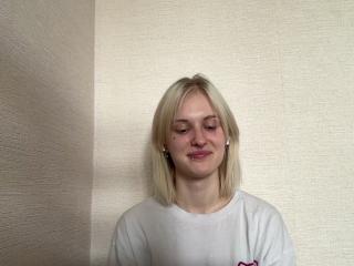 ZadaSteitzer MILF Live - Photo 4/11