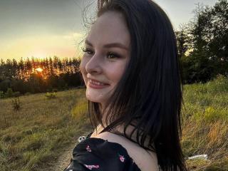 Watch  CourtneyDolly live on XLoveCam