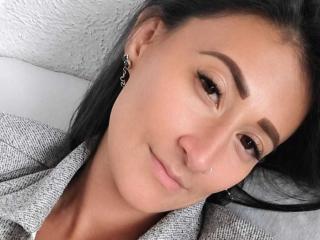 SharissWillian Blowjob XXX Cams - Photo 10/21