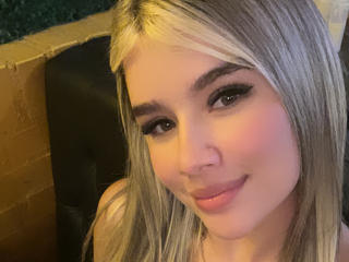 SashaPolet Blowjob XXX Cams - Photo 14/21
