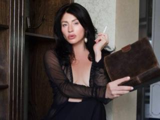 Watch  MelPomena live on XLoveCam
