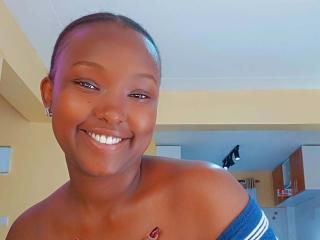 Watch  CarinRosie live on XLoveCam
