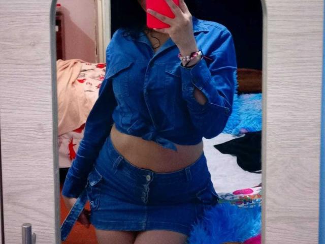 SharonKm — live cam photo 1