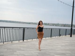 Watch  JuicyBuns-hot live on XLoveCam