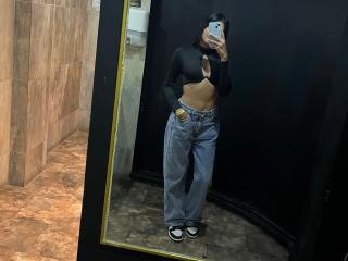 SaraMillerOne Blowjob XXX Cams - Photo 5/21