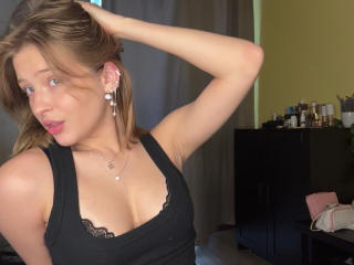 OlimpiaWiatrek Masturbation Cam Video - Photo 5/21