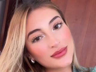 ArianaCarsson Webcam Porno Live - Photo 5/17