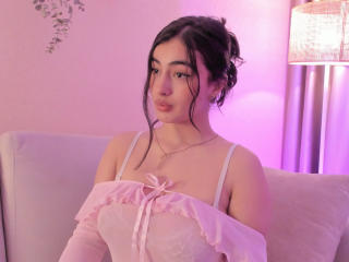 EmmaBeaumont Boobs Liveshow - Photo 13/21