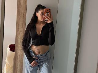 ArielGemme Webcam Porno Live - Photo 4/21