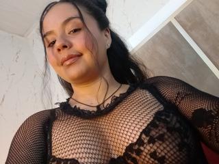 ArielleWilde Webcam Porno Live - Photo 10/21
