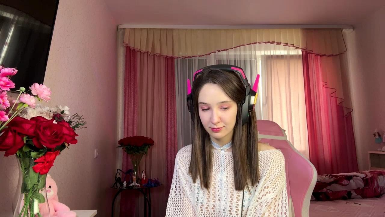 webcam model TajuanaNevis from XloveCam webcam model TajuanaNevis from XloveCam