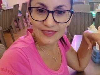 SolaraDubois Blowjob XXX Cams - Photo 17/21