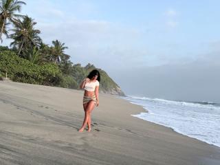 ScarlletZhen Blowjob XXX Cams - Photo 13/21