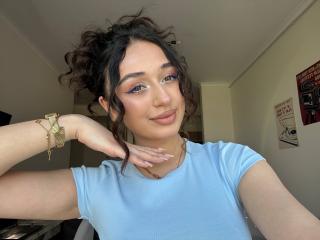 MyrtieGolds - Live sex cams model