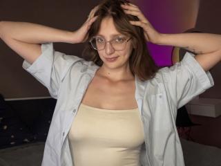 StaceyAverbach Blowjob XXX Cams - Photo 5/21