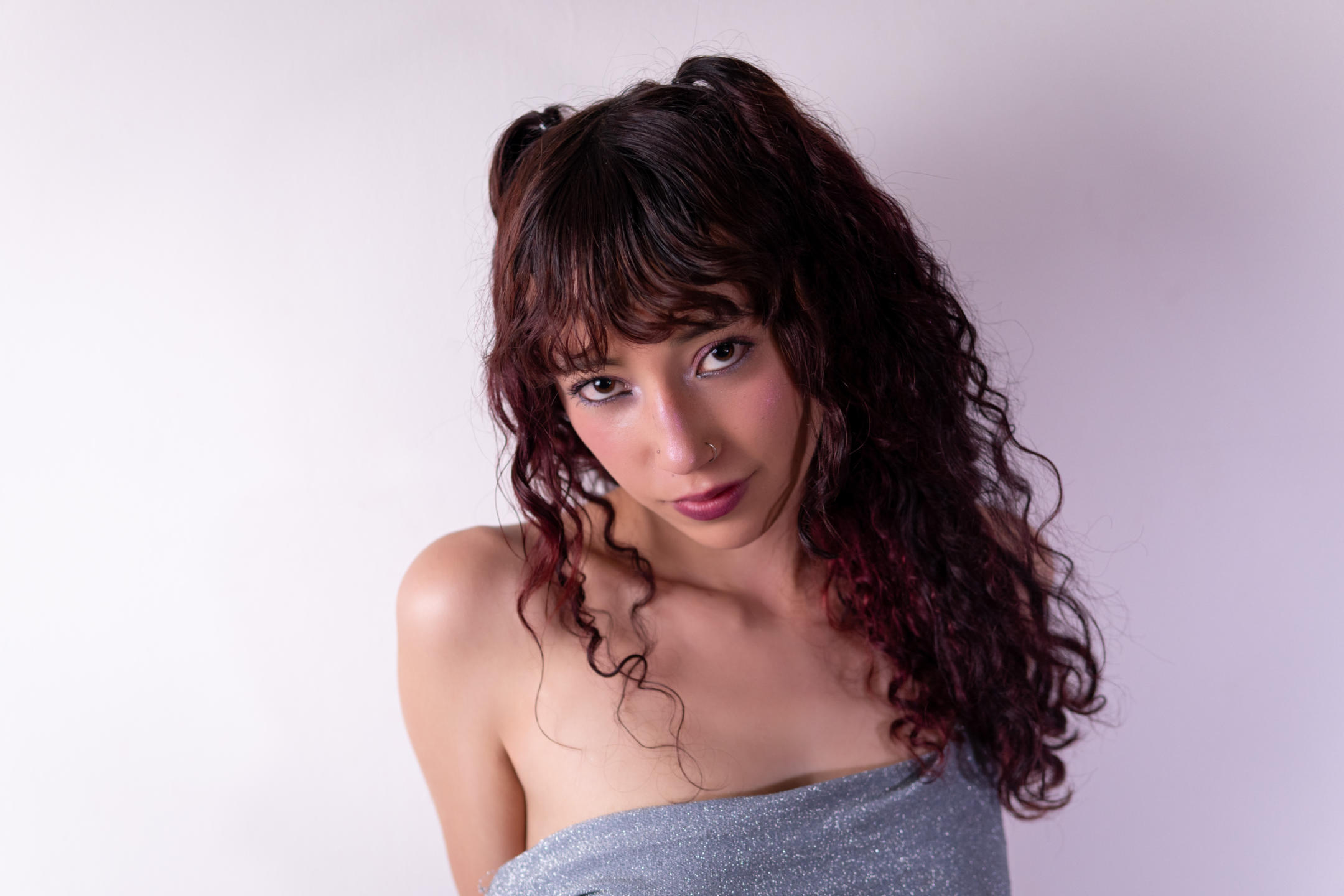 webcam model LilyDickenson from XloveCam webcam model LilyDickenson from XloveCam