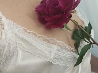 GladisBelle Image Gallery