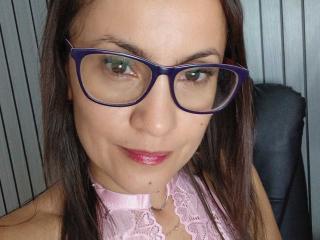SolaraDubois Blowjob XXX Cams - Photo 10/21