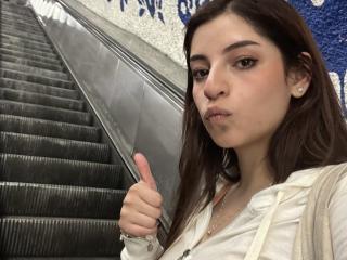 AngelinaNoAngel Webcam Porno Live - Photo 9/21