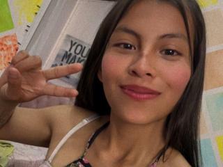 Watch KaylaMur Live on XLoveCam