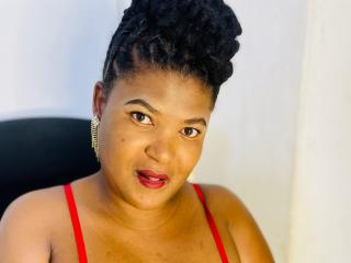 Watch CandyYumsAreolaX Live on XLoveCam