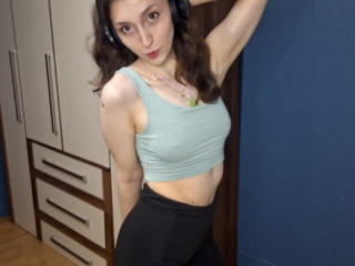 LeonieRahim Anal Livecam - Photo 15/21
