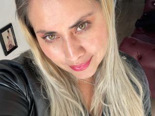 AlejaBlonde Webcam Porno Live - Photo 12/19