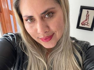 AlejaBlonde Webcam Porno Live - Photo 9/19