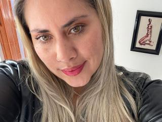 AlejaBlonde Webcam Porno Live - Photo 8/19