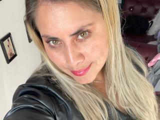 AlejaBlonde Webcam Porno Live - Photo 4/19