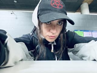 AmySpider Image Gallery