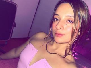 SaarahJones Fellation XXX Cams - Photo 3/21