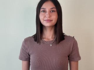 Watch ArdelleMani Live on XLoveCam