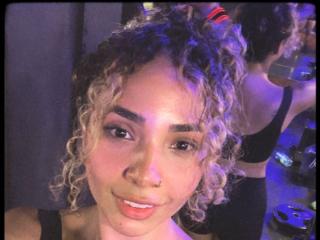 SilvanaXOwen Fellation XXX Cams - Photo 4/21