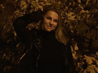 BelleLisaG Live Cam Porn - Photo 4/21