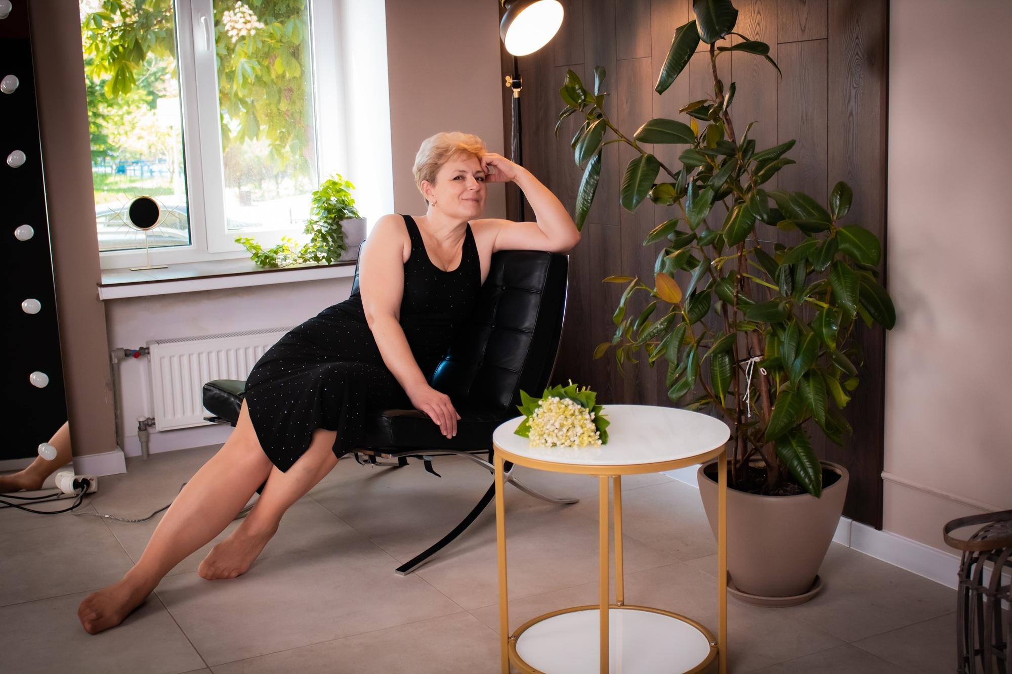 webcam model EmiliaGree from XloveCam webcam model EmiliaGree from XloveCam