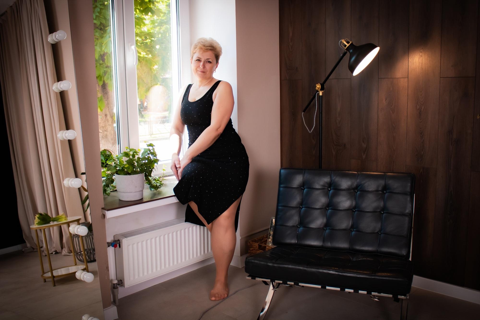 webcam model EmiliaGree from XloveCam webcam model EmiliaGree from XloveCam