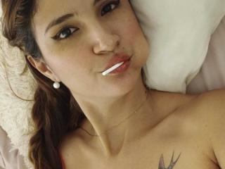 AmeliaBlond Image Gallery