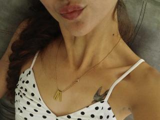 AmeliaBlond Image Gallery